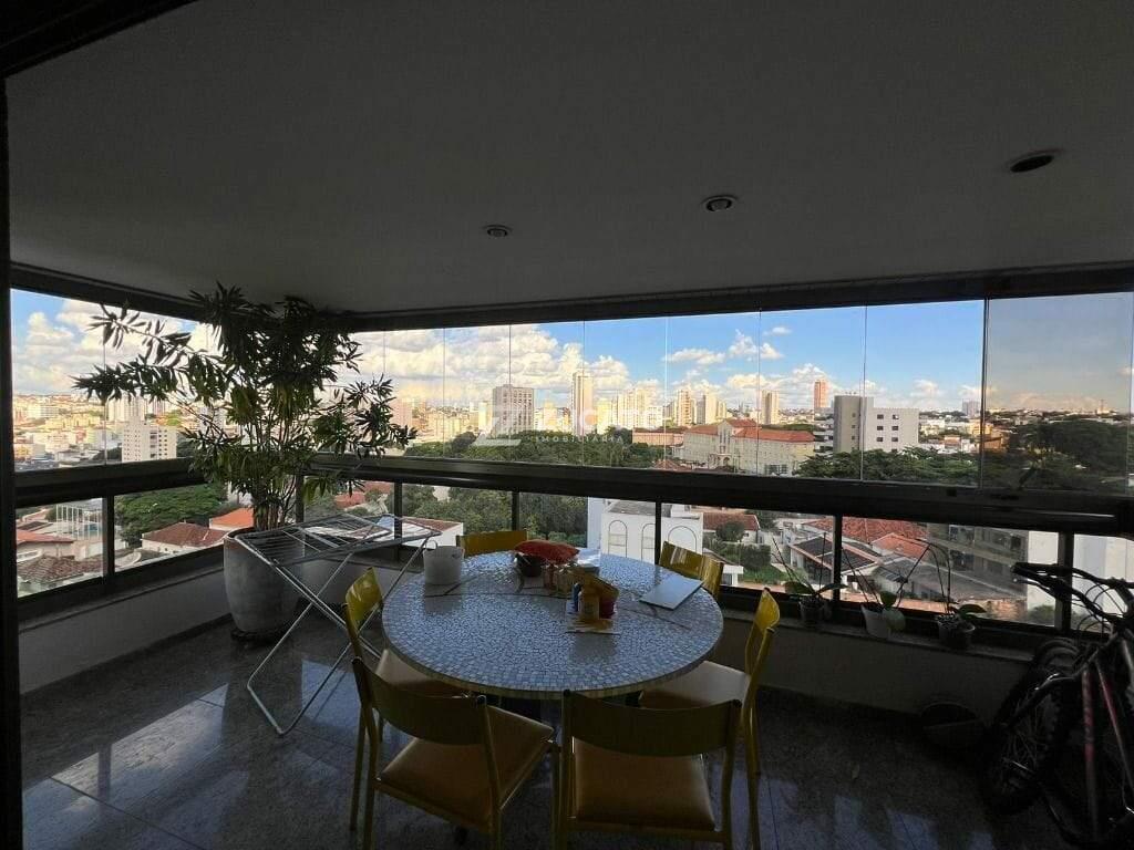 Apartamento à venda no Mercês: 