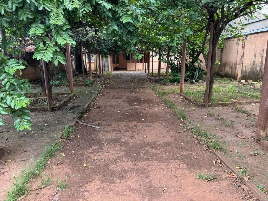 Casa para aluguel no Parque das Américas: 