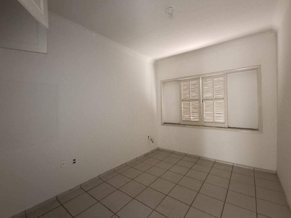 Casa para aluguel no Centro: 