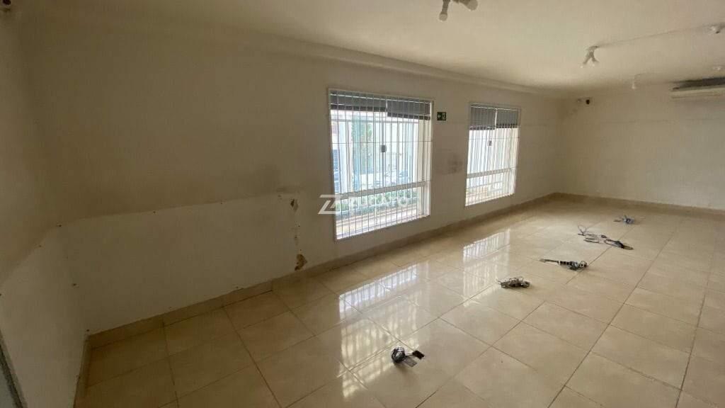 Casa para aluguel no Centro: 