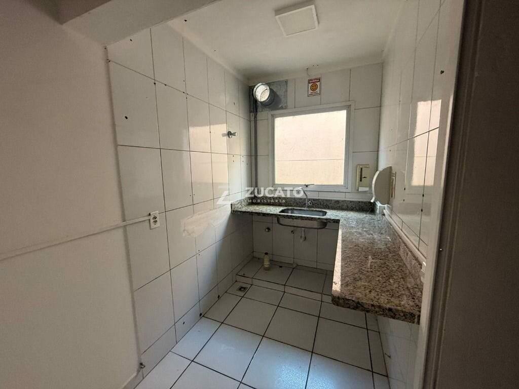 Loja para aluguel no Universitário: 