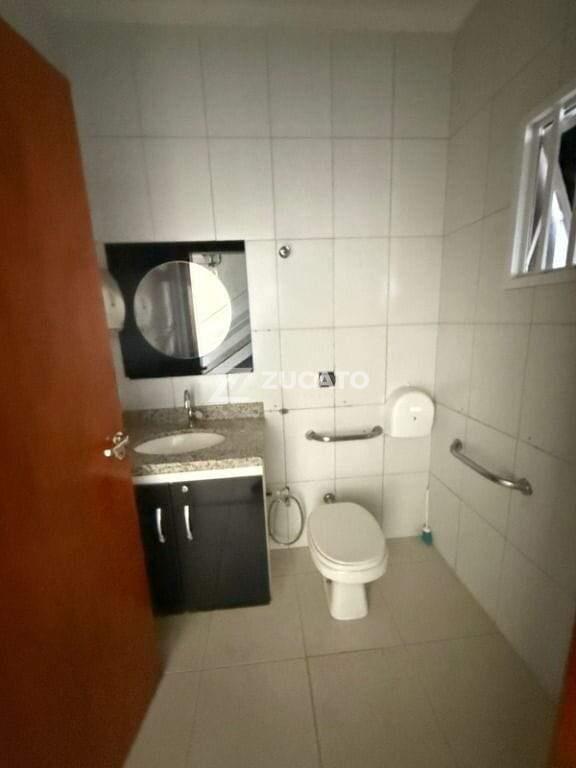 Loja para aluguel no Universitário: 