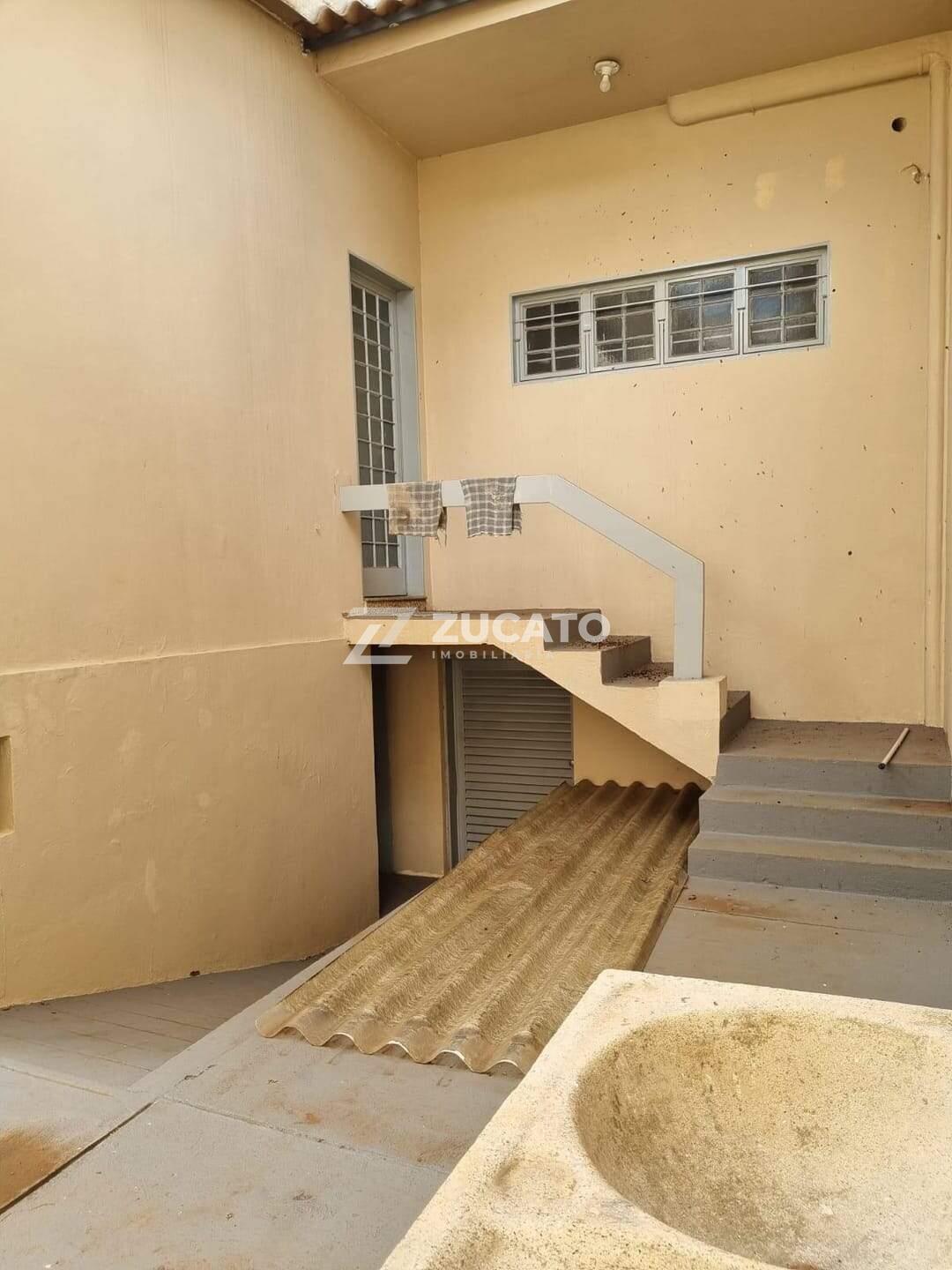 Prédio para aluguel no Centro: 