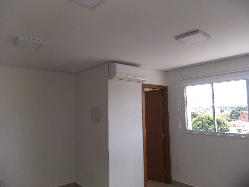 Sala para aluguel no Santa Maria: 