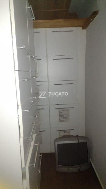 Sala para aluguel no Centro: 