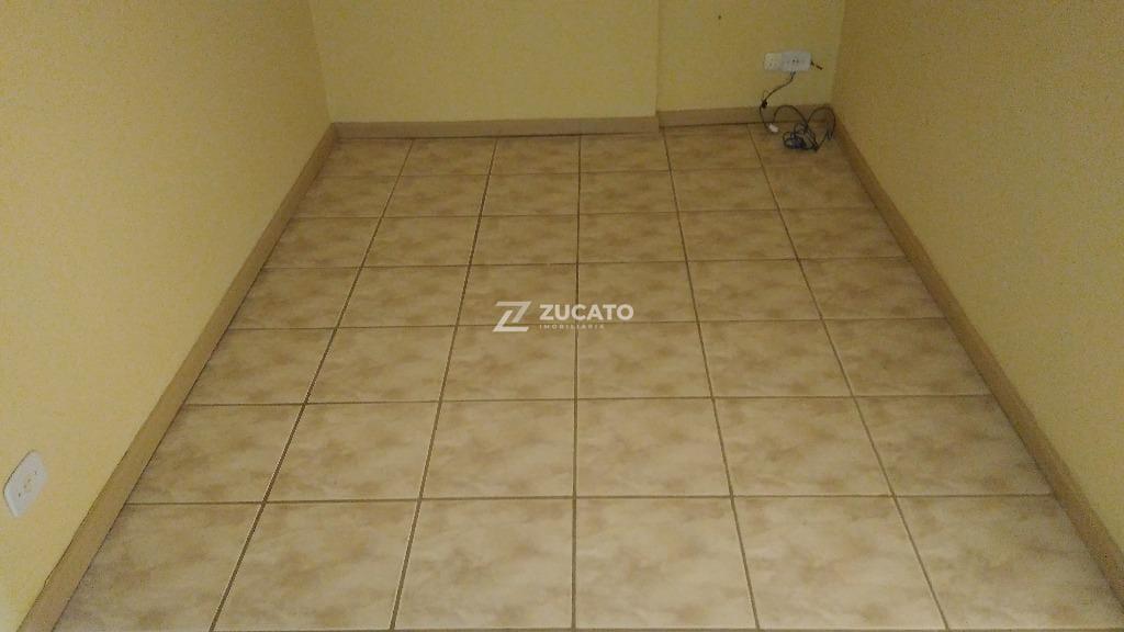 Sala para aluguel no Centro: 