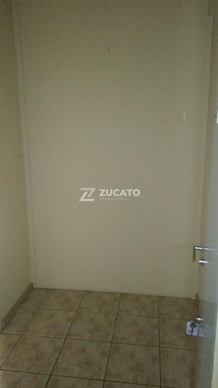 Sala para aluguel no Centro: 