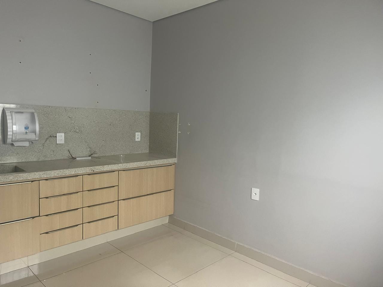 Sala para aluguel no Centro: 