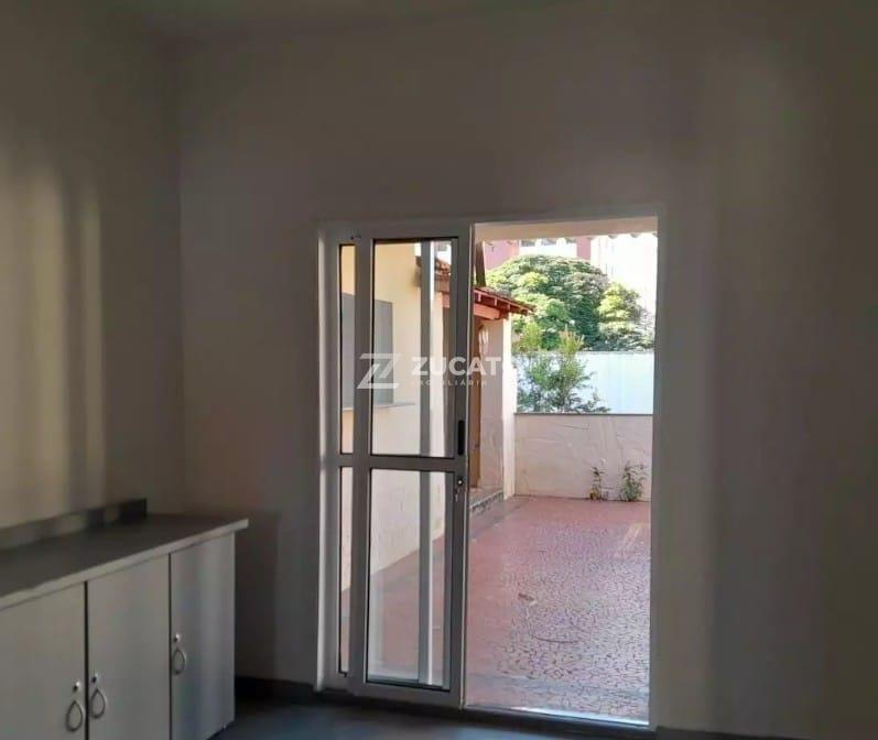 Sobrado para aluguel no Jardim Alexandre Campos: 