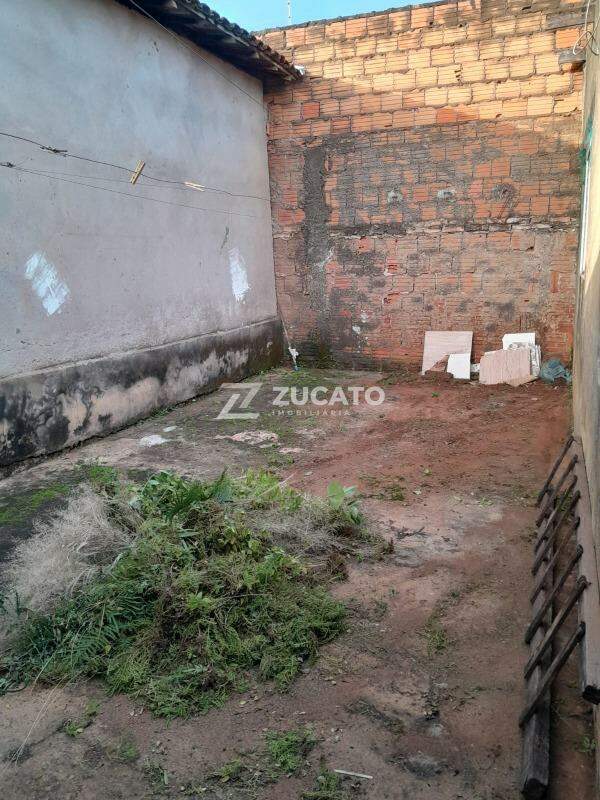 Casa para aluguel no Santa Marta: 