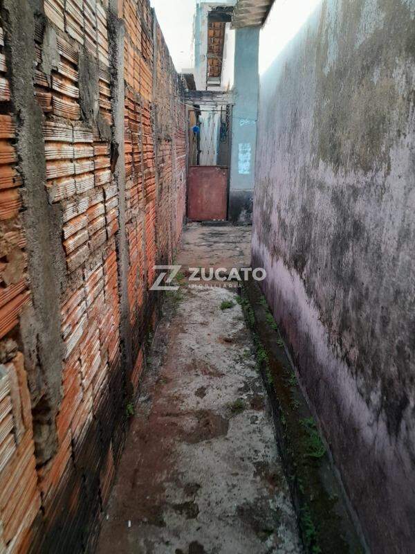 Casa para aluguel no Santa Marta: 