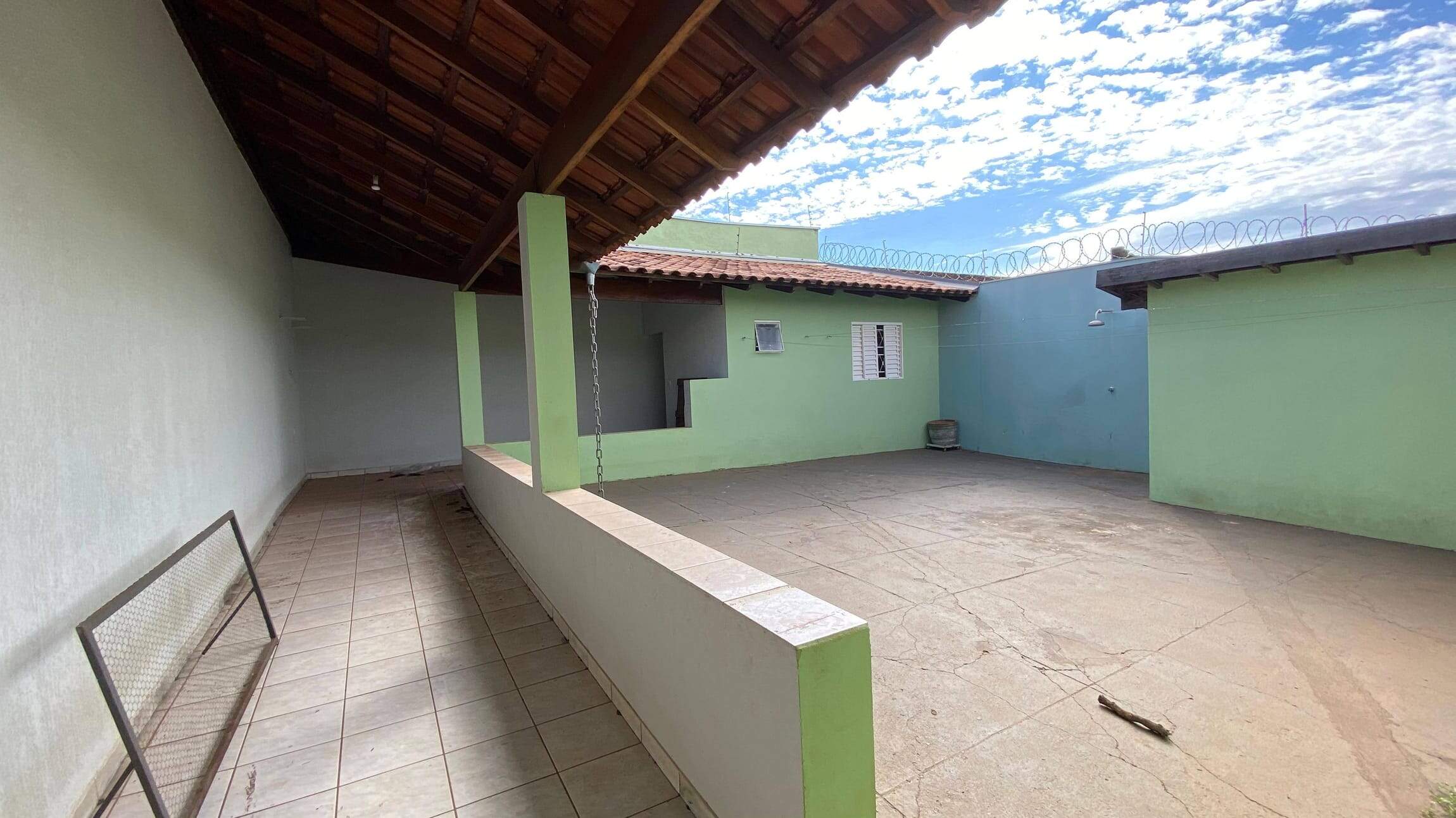 Casa à venda no Conjunto José Vallim de Melo: 