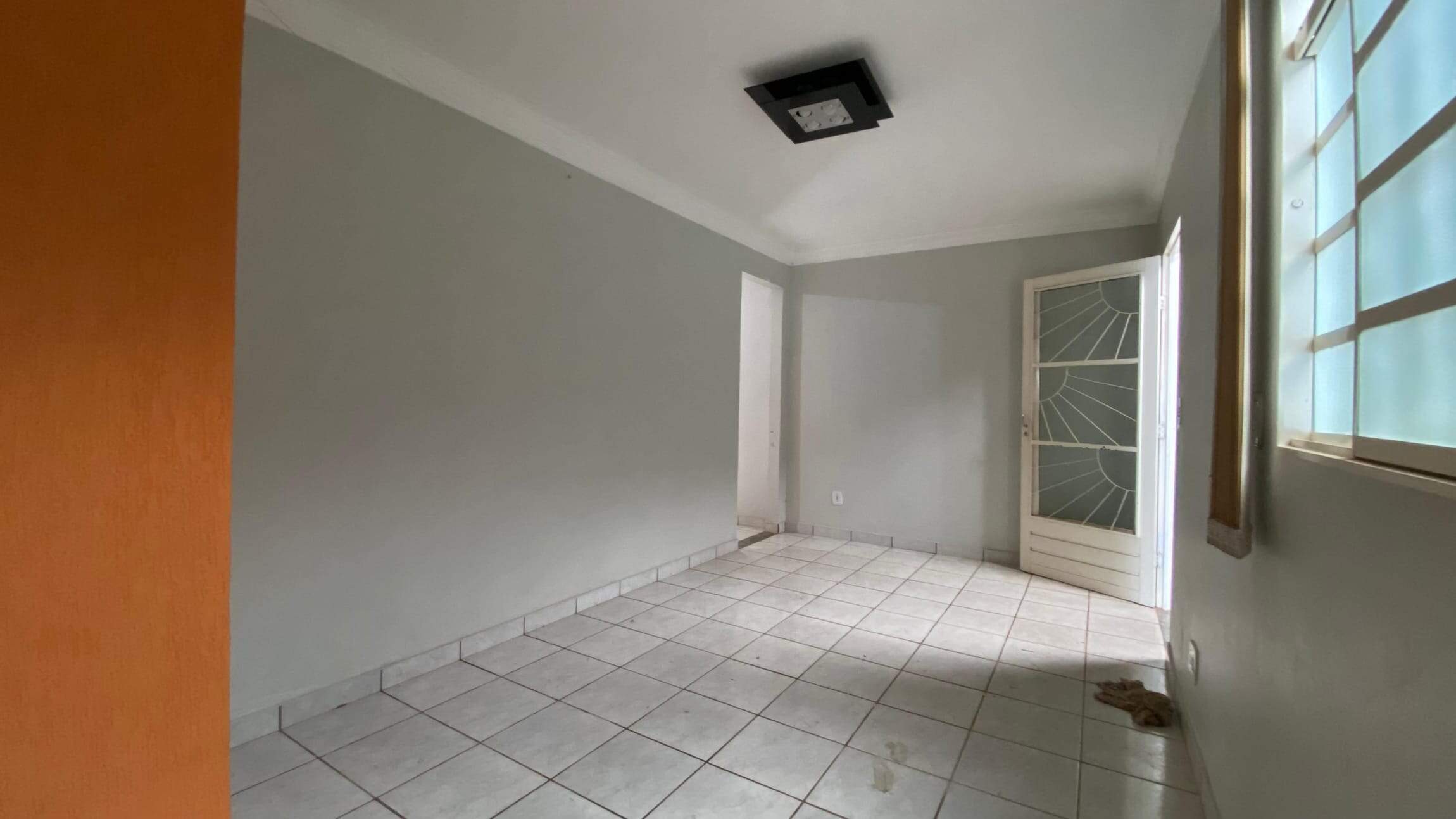 Casa à venda no Conjunto José Vallim de Melo: 
