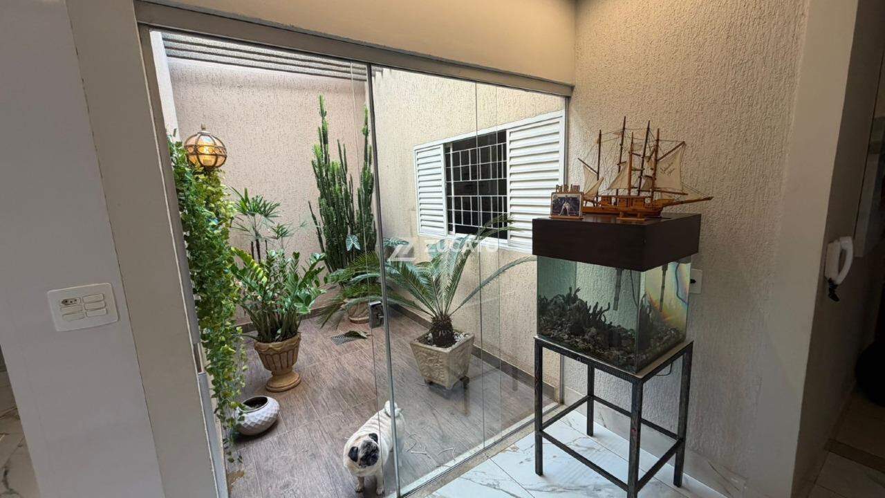 Casa para aluguel no Conjunto Pontal: 